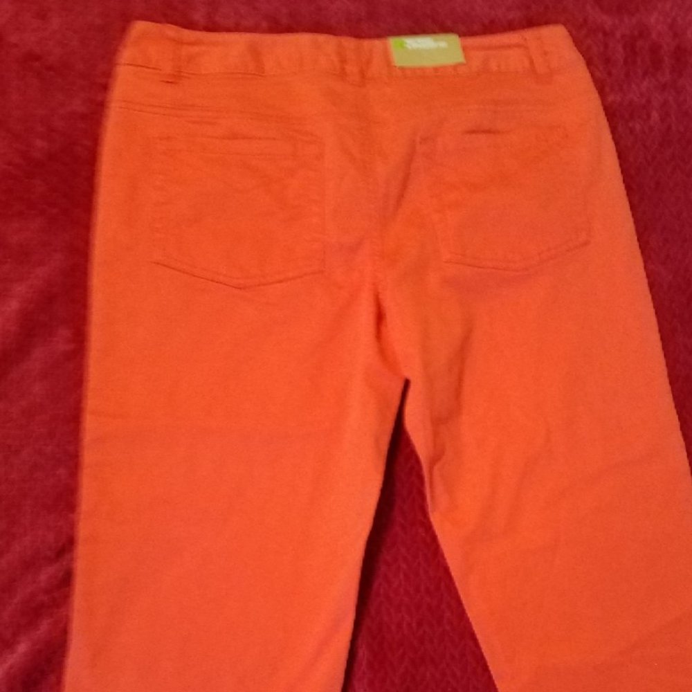 Merona Orange Stretch, FIT 3, Size 6, Capri Pants - Picture 5 of 5